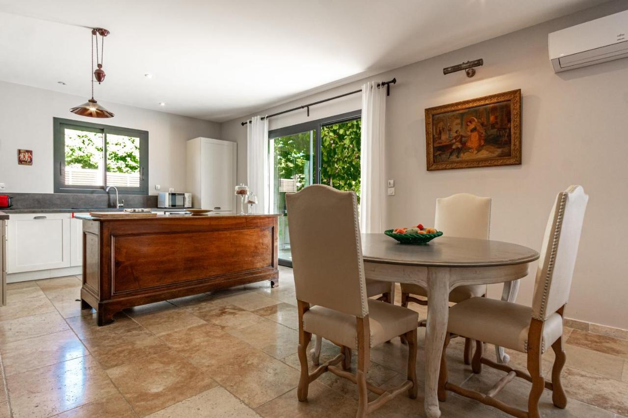La Verdiere - Contemporary House With Garden And Private Pool L'Isle-sur-la-Sorgue Exterior photo
